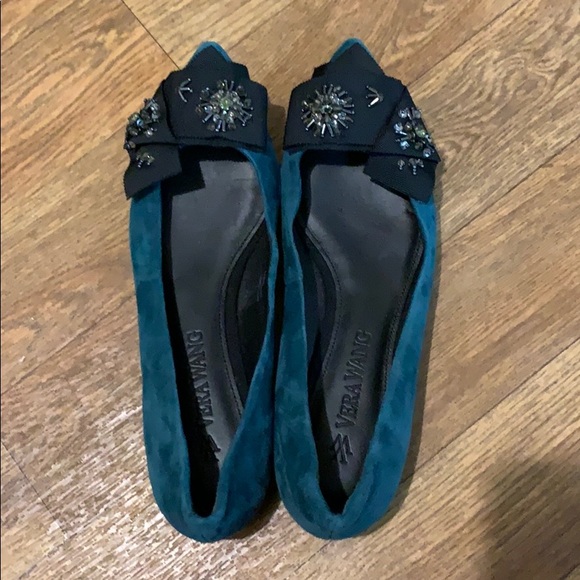 Vera wang gently worn turquoise flats - Picture 2 of 4